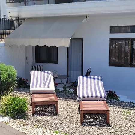 Little Cozy By The Sea شقة