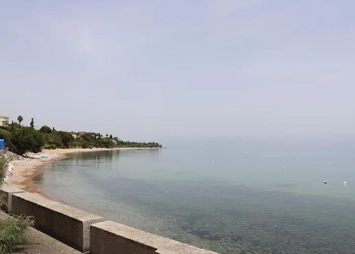 Little Cozy By The Sea Messíni