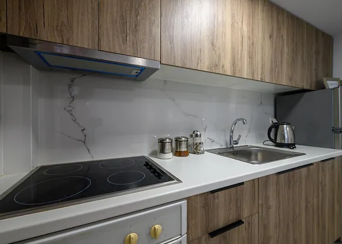 Little Cozy By The Sea Апартаменты